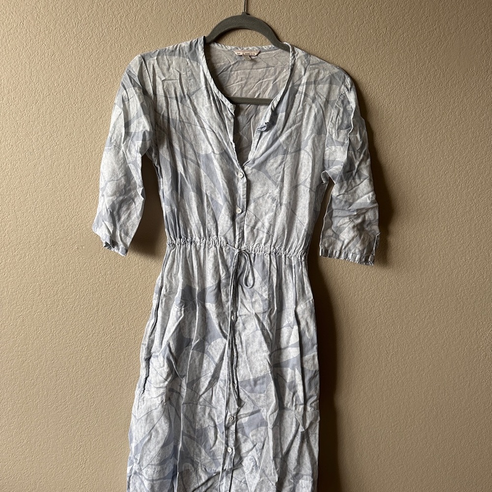 Elegant Blue Button-Up Dress